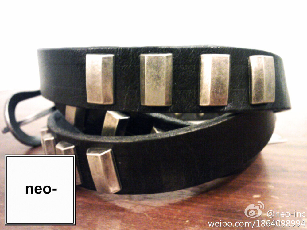@neo-inc 2011 neo-evolution 銀方條卯釘皮帶 ，RMB:200