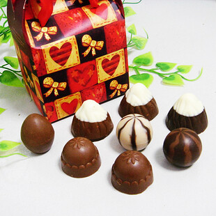  俄罗斯花式夹心黑巧克力小礼盒