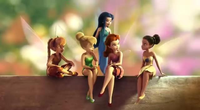 快乐的TinkerBell，伴随着笑声来到这个世界上，勇敢神奇的TinkerBell……