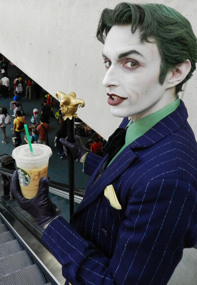 Have cute Starbucks Joker.