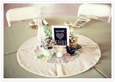 vintage rustic reception decor