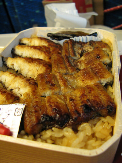 うおりき はも・うなぎ弁当