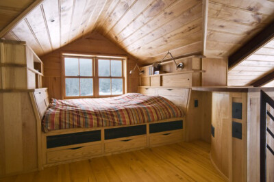 Vermont Organic Farm - contemporary - bedroom - burlington - Birdseye Design,阁楼