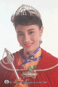 1988 李嘉欣 不用多说了，最美丽港姐，香港媒体甚至以“石破天惊”来形容她的美貌。