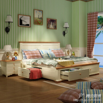 中海风格带抽屉实木双人床 此款床共四个抽屉，两侧各一个，床尾两个，还能做好卧室的收纳
