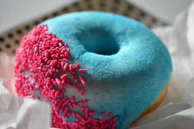 甜甜圈~~ 蓝色的哟~~~