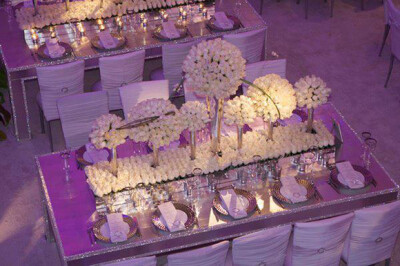 婚礼桌花-精致的婚礼餐桌布置