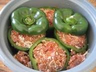 Crock Pot Stuffed Peppers 哈哈哈