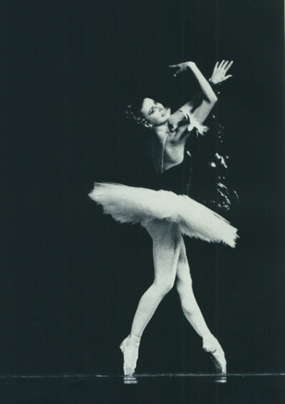 Olga Chenchikova in Paquita. Photo by Alexander Orloff.