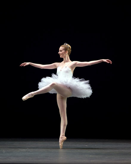 Michele Wiles in Etudes. Photo (c) Rosalie O&#8217;Connor.