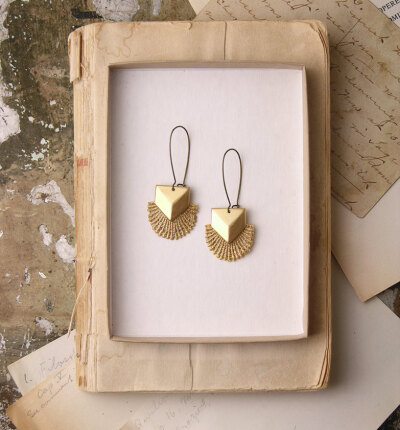 lace earrings - TITANIA -