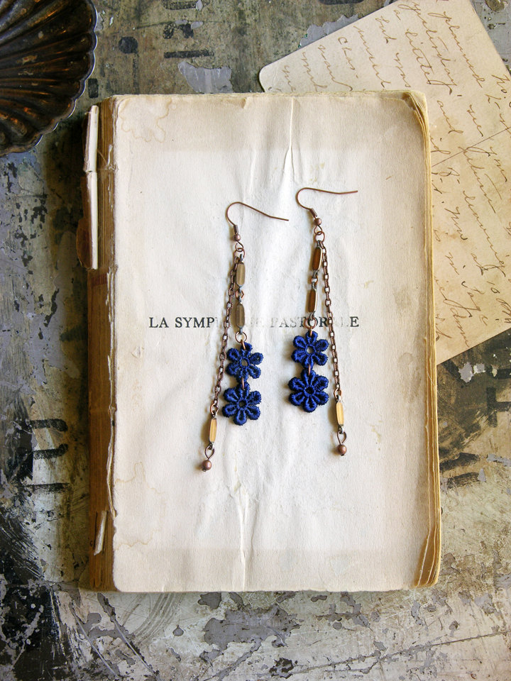 lace earrings -JOETTA-