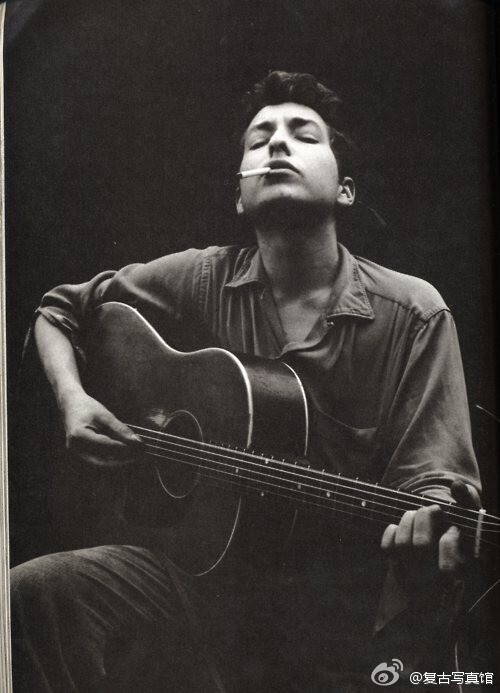 你可以随时转身，但你绝对不可以后退。——鲍勃迪伦