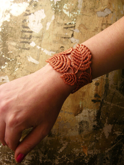 lace bracelet cuff -MAERA-