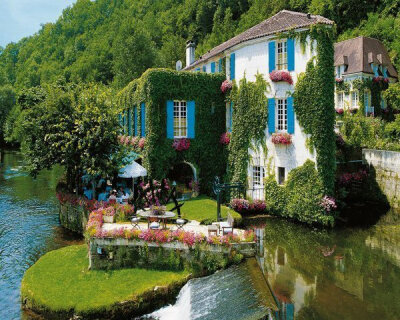 Le Moulin de l'Abbaye Hotel @ Brantome, France