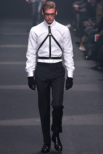 Harness tie and dress shirt. Thierry Mugler menswear F/W 2009-2010.