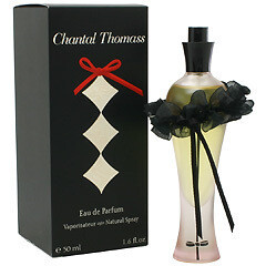 名称：Chantal Thomass 同名女香品牌：Chantal Thomass香调：清甜花果香调前味：蔓越莓、蕃茄、小红莓、 小红莓叶中味：紫罗兰、橙花、天芥菜、红玫瑰后味：麝香、琥珀、广藿香、檀木