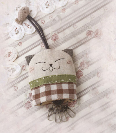 Japanese Cat key holder purse for gift fabric keychain key chain patchwork applique sewing fabric cotton