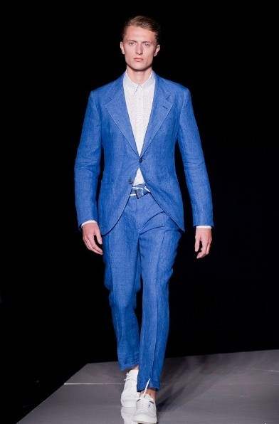 Joseph Abboud 2013 S/S. Clement/James/Benjamin/Simone等全数亮相 度假风的麻质 类似丹宁布的挺括感 亮色延续了欧洲发布会的复苏风潮