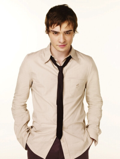 全名：Edward Gregory Westwick 昵称：Ed Westwick（and Leighton（gossip饰演Blair Waldorf） calls him Eddie）