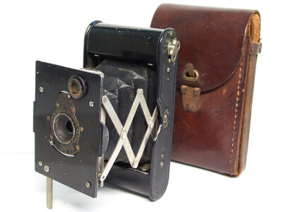 Vest Pocket Autographic Kodak Takes 127 rollfilm made in U.S.A. c1915