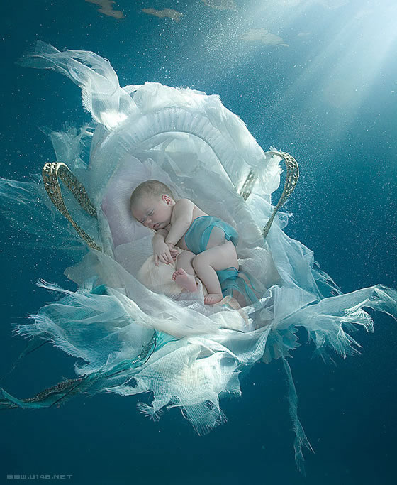 Zena Holloway