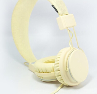 Urbanears Plattan耳机 奶油白 带麦 iphone4 可电脑语音