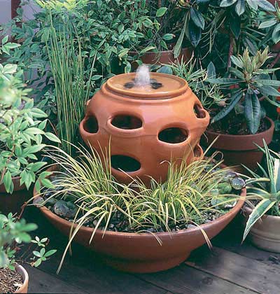 Strawberry-pot Fountain