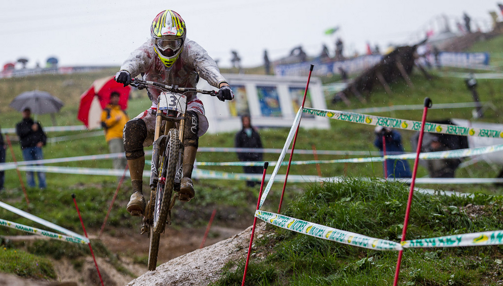 2012-9 | 雨戰中的 Greg Minnaar | 2012 UCI世界 DH錦標賽