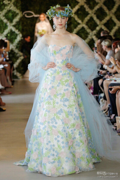 Oscar de la Renta 2013春夏婚紗5