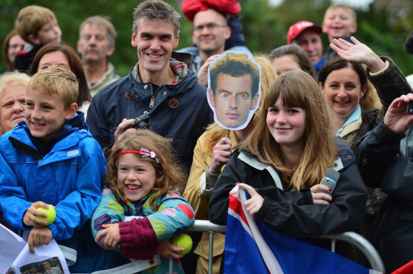 News Photo: Fans wait to see tennis player Andy Murray…