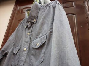 超精工自然水洗做旧出的牛仔色 不同于原色或者重度水洗牛仔 这种水洗牛仔更突显气质与品质感哦！