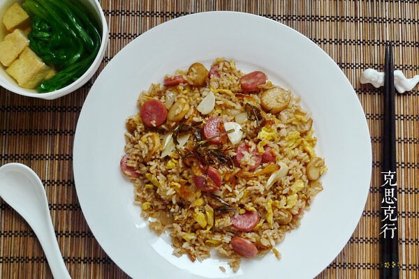 葱油炒饭+豆泡茼蒿汤