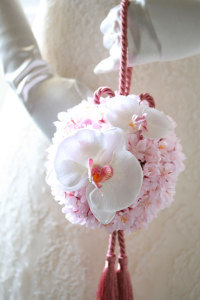 樱花和蝴蝶兰花束、、、