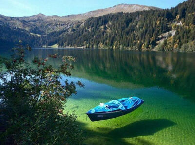 Arnensee Lake, Suiza.