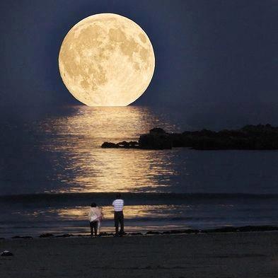 Laguna Beach Puesta de la luna.