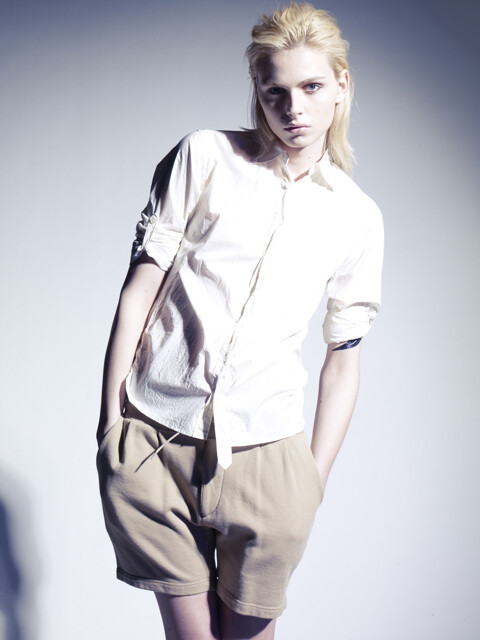 Andrej Pejic(安德烈·皮吉斯)..就不告诉你这货是纯爷们！！