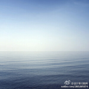 “你呀你别再关心灵魂了，那是神明的大事/你所能做的，是些小事情/诸如热爱时间，思念母亲/静悄悄地做人，像早晨一样清白。”——海桑《我是你流浪过的一个地方》早安~