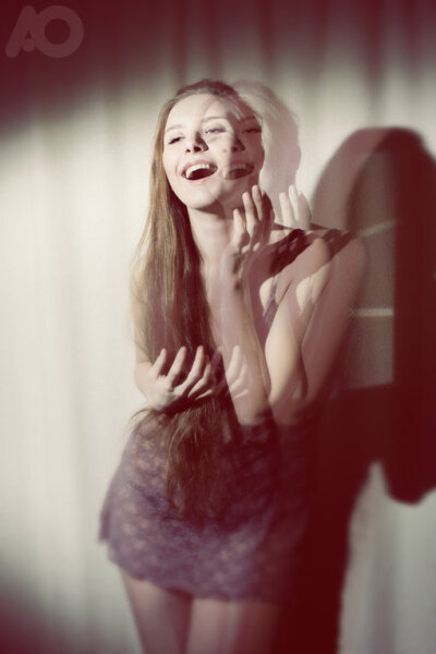  我笑他人看不穿