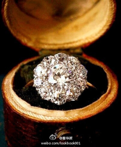 1900年的爱德华钻石集群订婚戒指......真心漂亮！