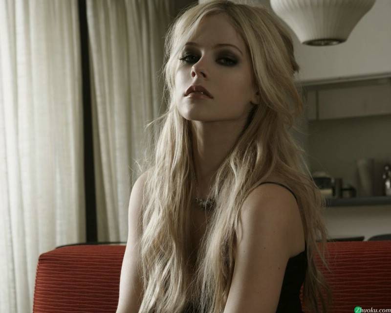 Avril Ramona Lavigne