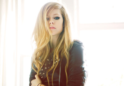 Avril Ramona Lavigne