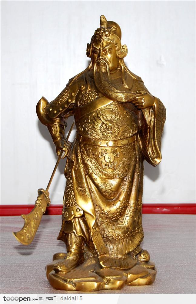 传统工艺镀金的佛像关羽中华传统图片素材 