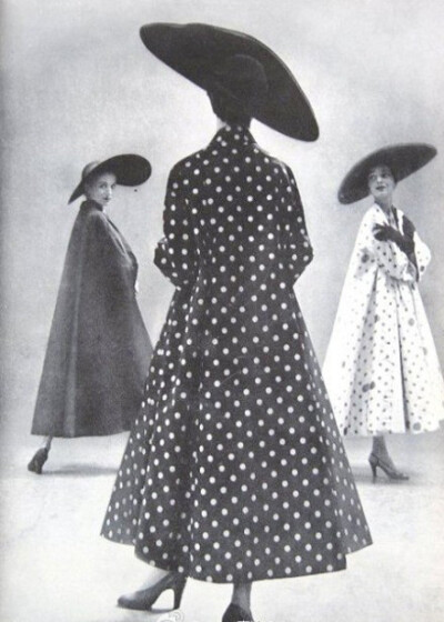 Harper’s Bazaar; Photography by Richard Avedon 1944.