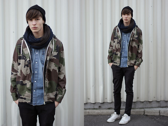 Topman Camo Jacket, H&amp;M Denim Shirt, H&amp;M Beanie, H&amp;M . 看脸！