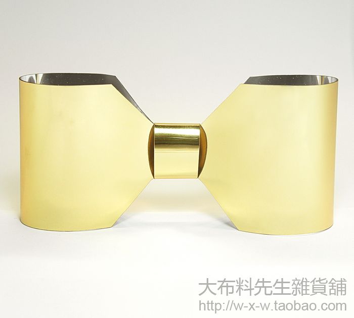 金色简约复古领结