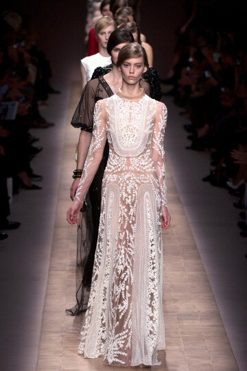 【Valentino2013春夏时装秀】