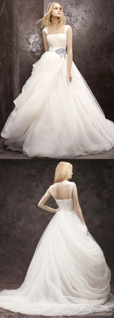 素雅的2013款vera wang