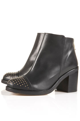 ACCOST Pin Stud Boots