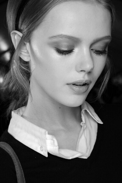 Frida Gustavsson岁月静好